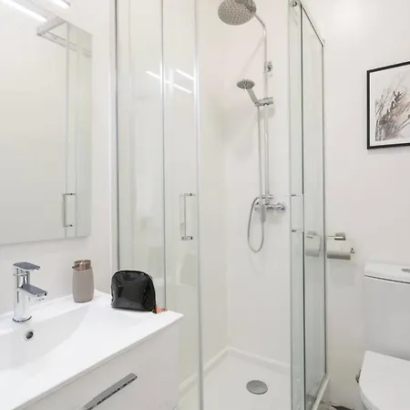 Апартаменты Casa Cheia De Graca - Lovely House Лиссабон